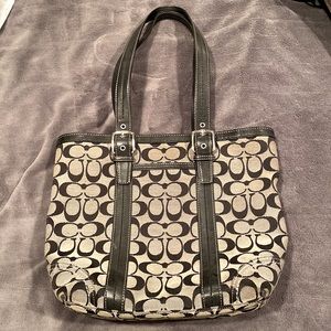 Coach (real) purse - black
